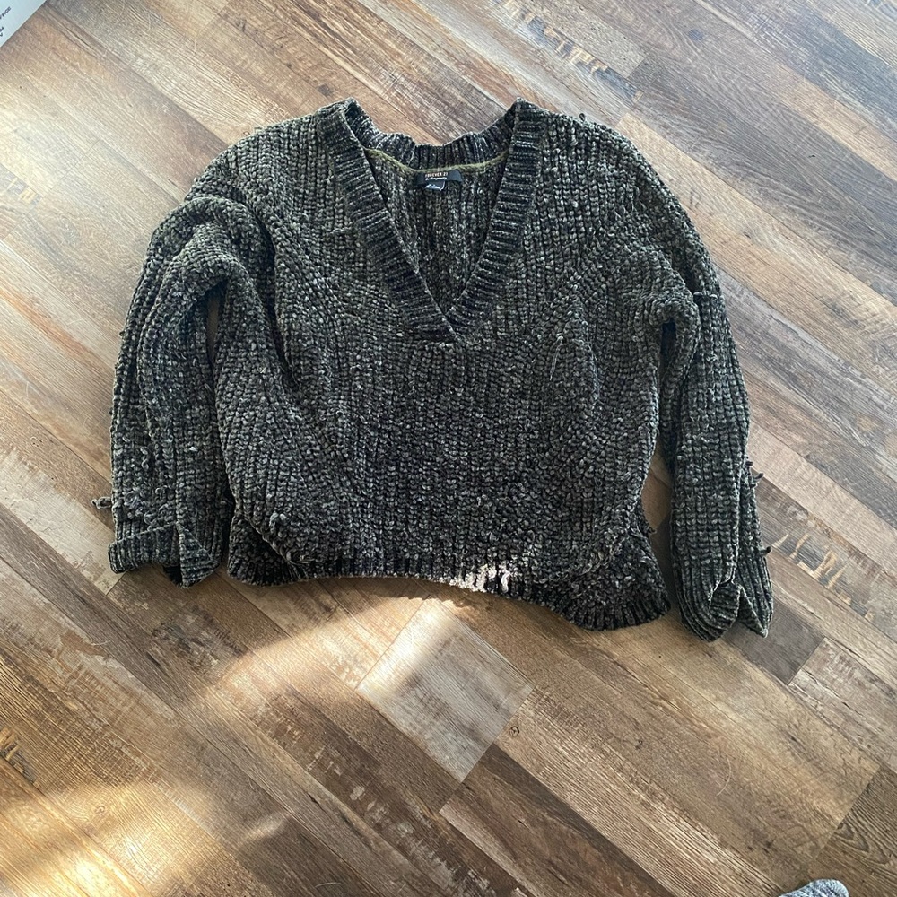 Super chunky and soft green sweater!